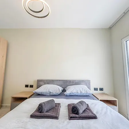 1 Bedroom 1119 شقة